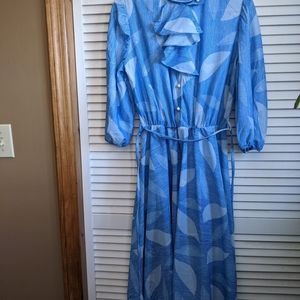 Vintage Print Dress.                                    2